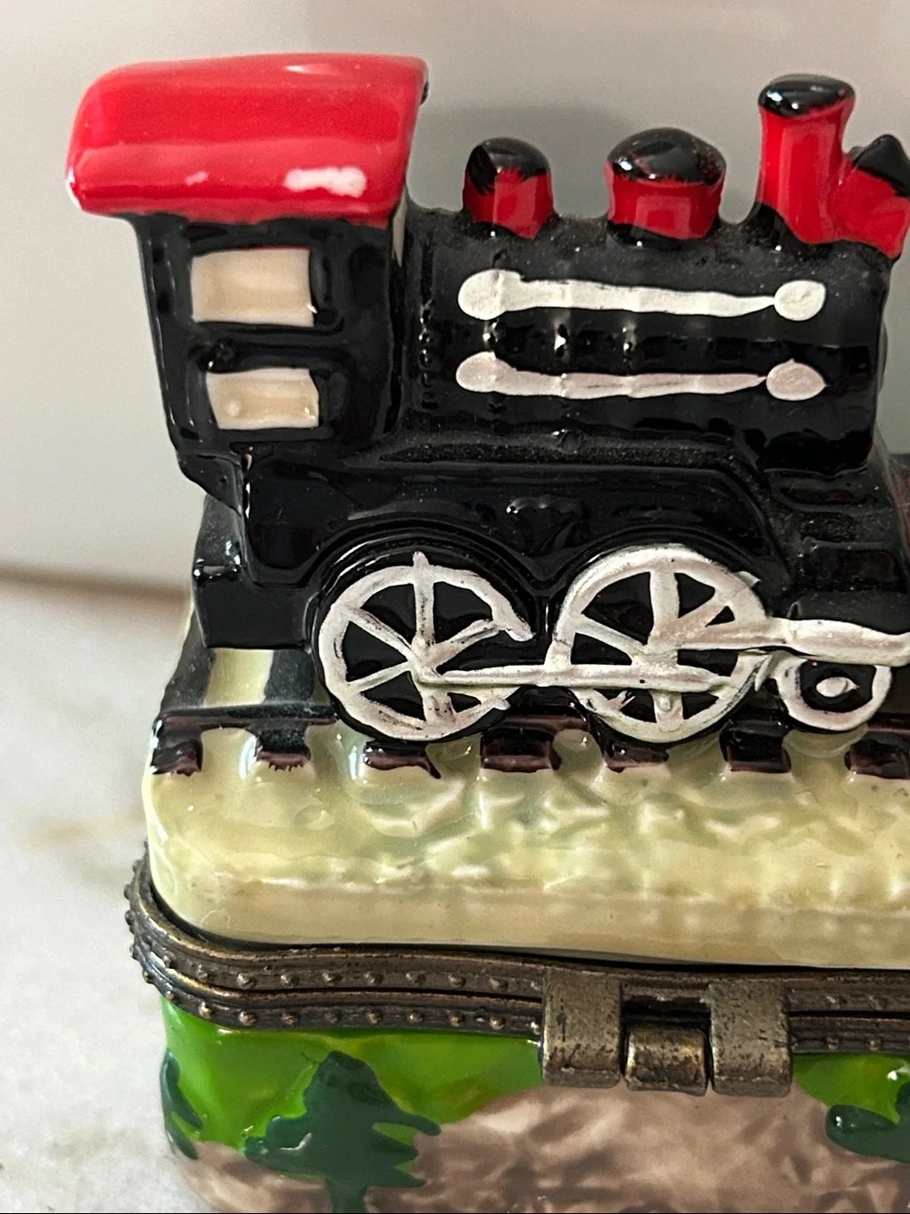 Vintage Hand Painted Porcelain Railway Steam Engine Hinged Trinket Box Train